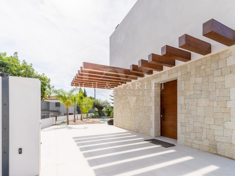 4 soveværelse Villa til salg i Benissa med swimmingpool - € 1.250.000 (Ref: 8233149)