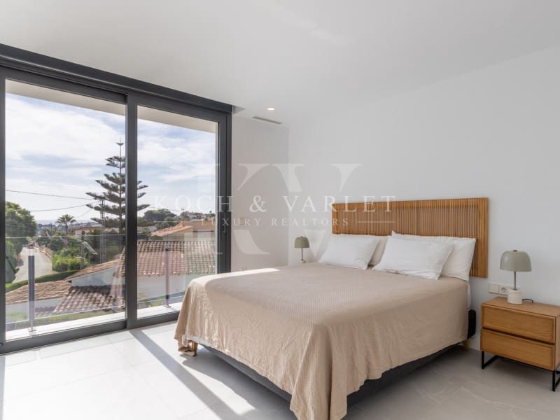 4 soveværelse Villa til salg i Benissa med swimmingpool - € 1.250.000 (Ref: 8233149)