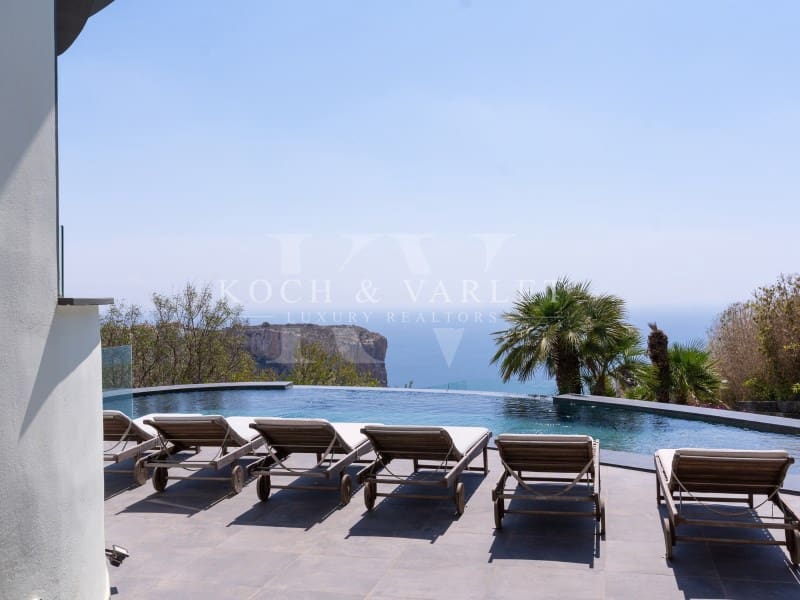 4 soveværelse Villa til salg i Cumbre del Sol med swimmingpool - € 1.200.000 (Ref: 8468246)