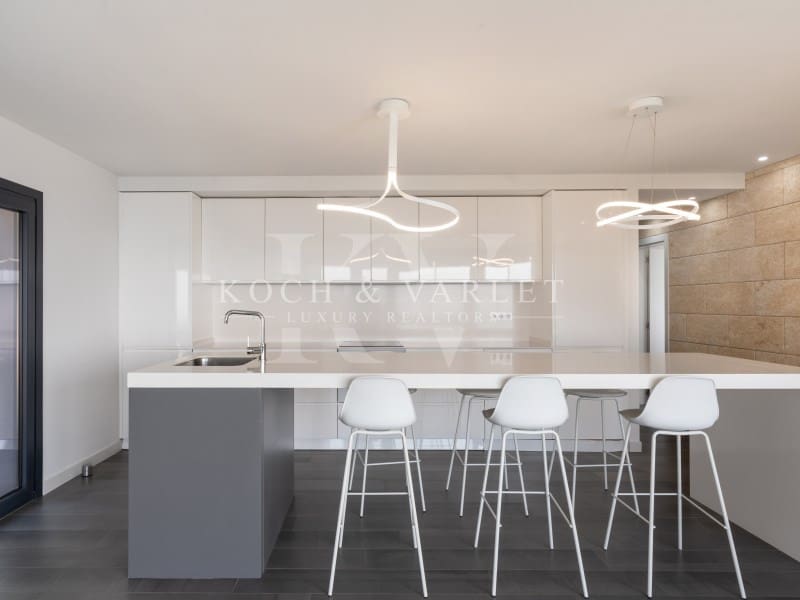 4 soveværelse Villa til salg i Cumbre del Sol med swimmingpool - € 1.200.000 (Ref: 8468246)