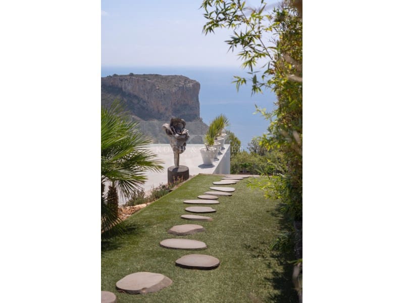 4 soveværelse Villa til salg i Cumbre del Sol med swimmingpool - € 1.200.000 (Ref: 8468246)