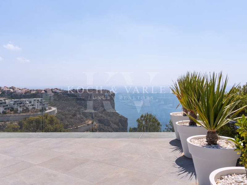 4 soveværelse Villa til salg i Cumbre del Sol med swimmingpool - € 1.200.000 (Ref: 8468246)