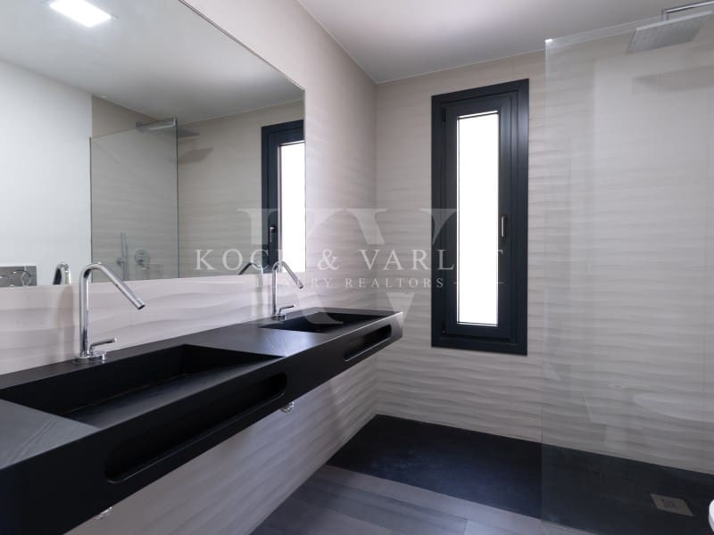 4 soveværelse Villa til salg i Cumbre del Sol med swimmingpool - € 1.200.000 (Ref: 8468246)