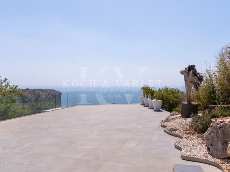 4 soveværelse Villa til salg i Cumbre del Sol med swimmingpool - € 1.200.000 (Ref: 8468246)