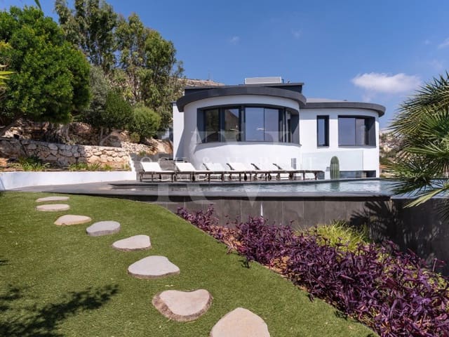 Chalet de 4 habitaciones en Cumbre del Sol, Benitachell / Benitatxell en venta con piscina - 1.200.000 € (Ref: 8468246)