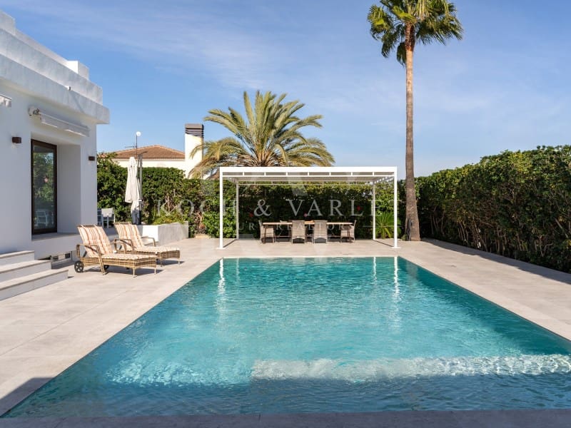 4 soveværelse Villa til salg i Denia med swimmingpool garage - € 1.350.000 (Ref: 8668543)