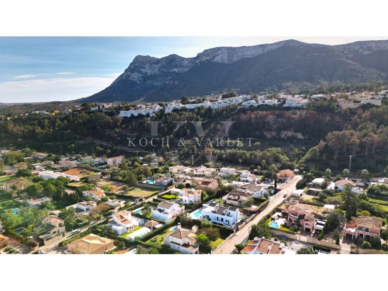 4 soveværelse Villa til salg i Denia med swimmingpool garage - € 1.350.000 (Ref: 8668543)