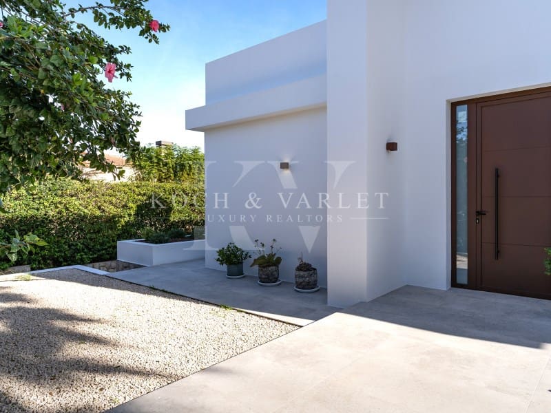 4 soveværelse Villa til salg i Denia med swimmingpool garage - € 1.350.000 (Ref: 8668543)
