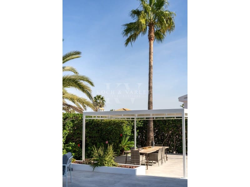 4 soveværelse Villa til salg i Denia med swimmingpool garage - € 1.350.000 (Ref: 8668543)