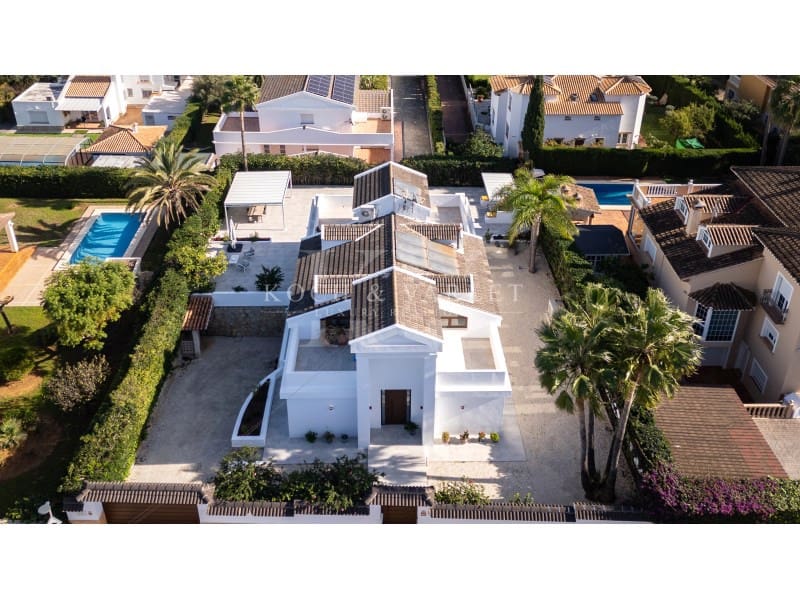4 soveværelse Villa til salg i Denia med swimmingpool garage - € 1.350.000 (Ref: 8668543)