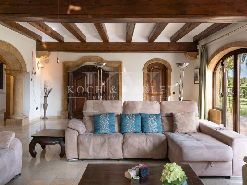 13 soverom Villa til salgs i Javea / Xabia med svømmebasseng garasje - € 3 450 000 (Ref: 8689915)