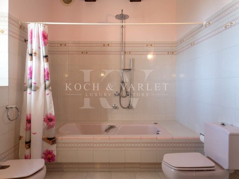 13 soverom Villa til salgs i Javea / Xabia med svømmebasseng garasje - € 3 450 000 (Ref: 8689915)