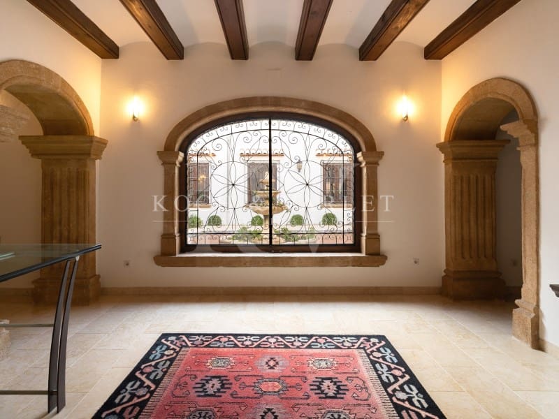 13 soverom Villa til salgs i Javea / Xabia med svømmebasseng garasje - € 3 450 000 (Ref: 8689915)