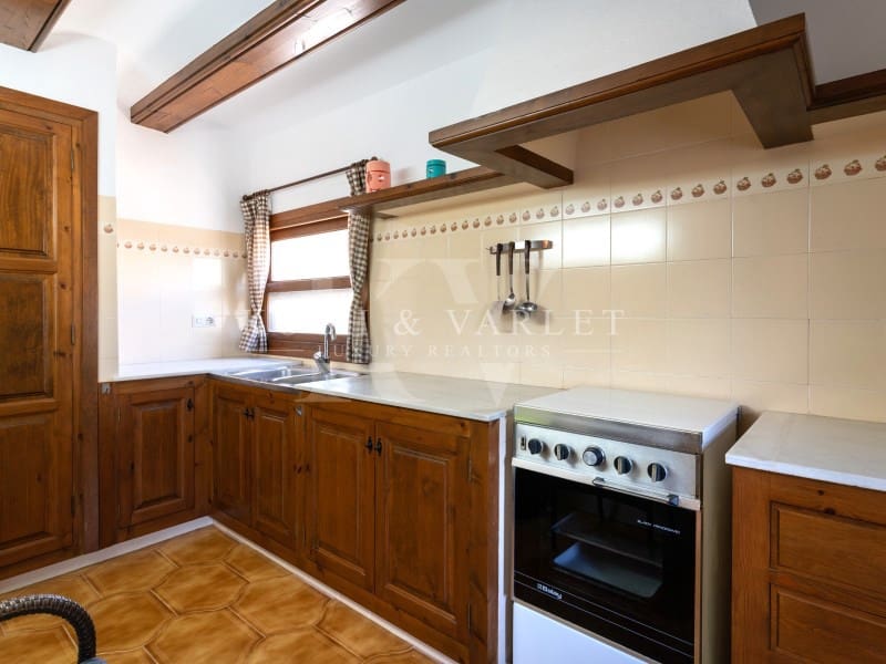 13 soverom Villa til salgs i Javea / Xabia med svømmebasseng garasje - € 3 450 000 (Ref: 8689915)