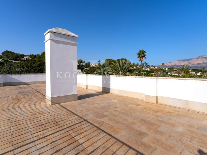 13 soverom Villa til salgs i Javea / Xabia med svømmebasseng garasje - € 3 450 000 (Ref: 8689915)
