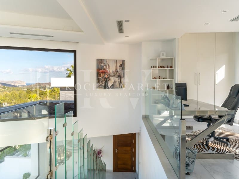 5 soveværelse Villa til salg i Javea / Xabia med swimmingpool garage - € 2.350.000 (Ref: 8754577)