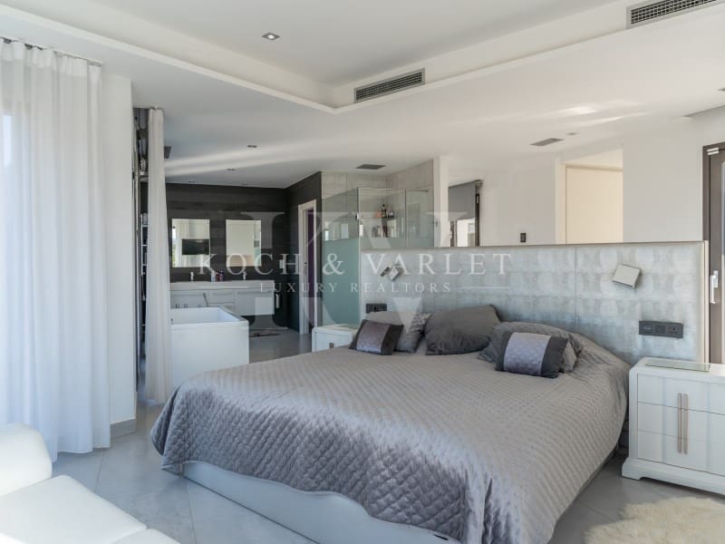 5 soveværelse Villa til salg i Javea / Xabia med swimmingpool garage - € 2.350.000 (Ref: 8754577)