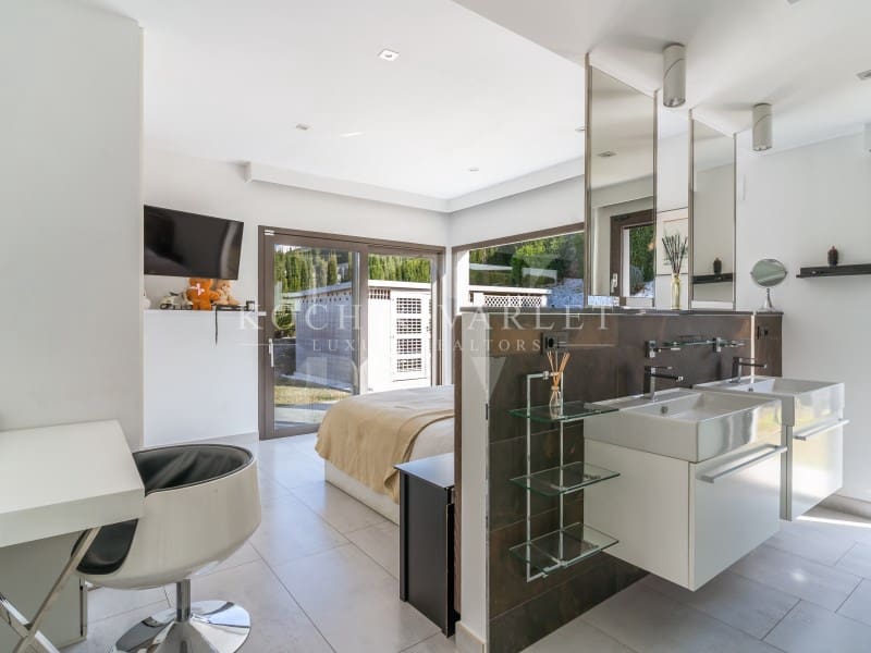 5 soveværelse Villa til salg i Javea / Xabia med swimmingpool garage - € 2.350.000 (Ref: 8754577)