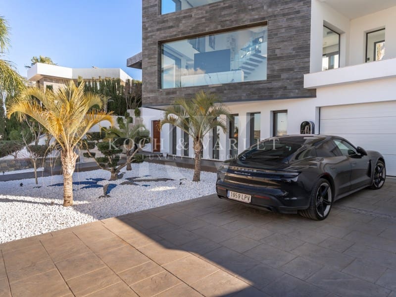 5 soveværelse Villa til salg i Javea / Xabia med swimmingpool garage - € 2.350.000 (Ref: 8754577)