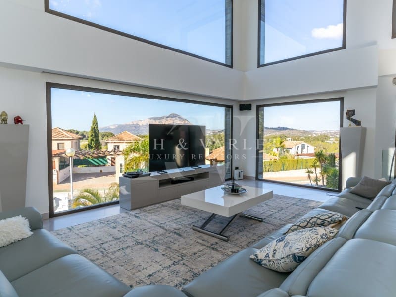 5 soveværelse Villa til salg i Javea / Xabia med swimmingpool garage - € 2.350.000 (Ref: 8754577)