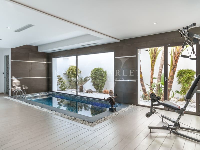 5 soveværelse Villa til salg i Javea / Xabia med swimmingpool garage - € 2.350.000 (Ref: 8754577)