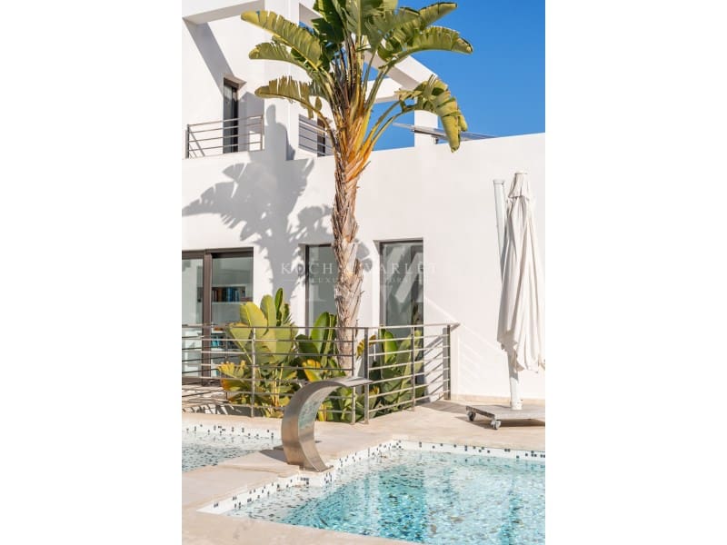 5 soveværelse Villa til salg i Javea / Xabia med swimmingpool garage - € 2.350.000 (Ref: 8754577)