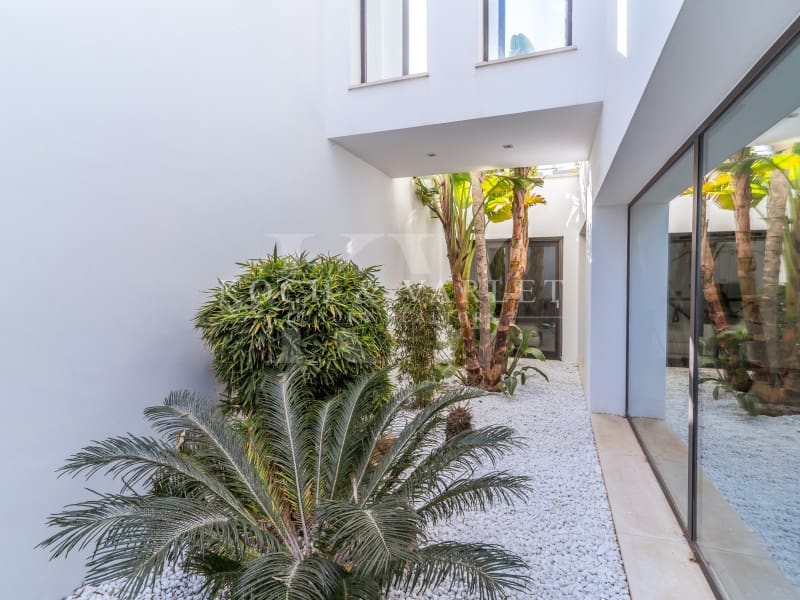 5 soveværelse Villa til salg i Javea / Xabia med swimmingpool garage - € 2.350.000 (Ref: 8754577)