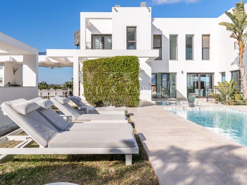 5 soveværelse Villa til salg i Javea / Xabia med swimmingpool garage - € 2.350.000 (Ref: 8754577)