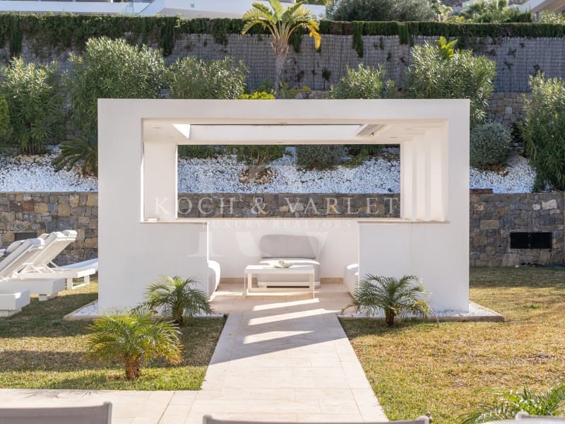 5 soveværelse Villa til salg i Javea / Xabia med swimmingpool garage - € 2.350.000 (Ref: 8754577)