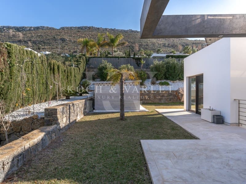5 soveværelse Villa til salg i Javea / Xabia med swimmingpool garage - € 2.350.000 (Ref: 8754577)