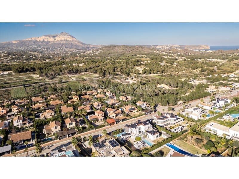 5 soveværelse Villa til salg i Javea / Xabia med swimmingpool garage - € 2.350.000 (Ref: 8754577)