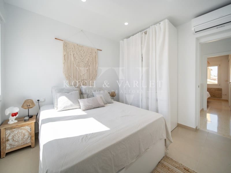 3 soverom Villa til salgs i Oliva Nova med svømmebasseng - € 649 000 (Ref: 8776453)