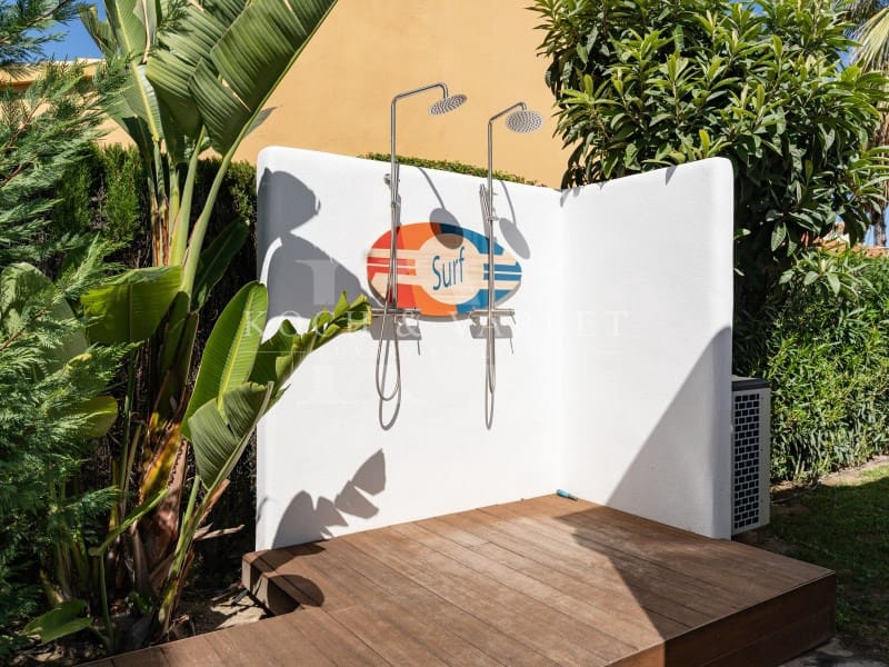 3 soverom Villa til salgs i Oliva Nova med svømmebasseng - € 649 000 (Ref: 8776453)