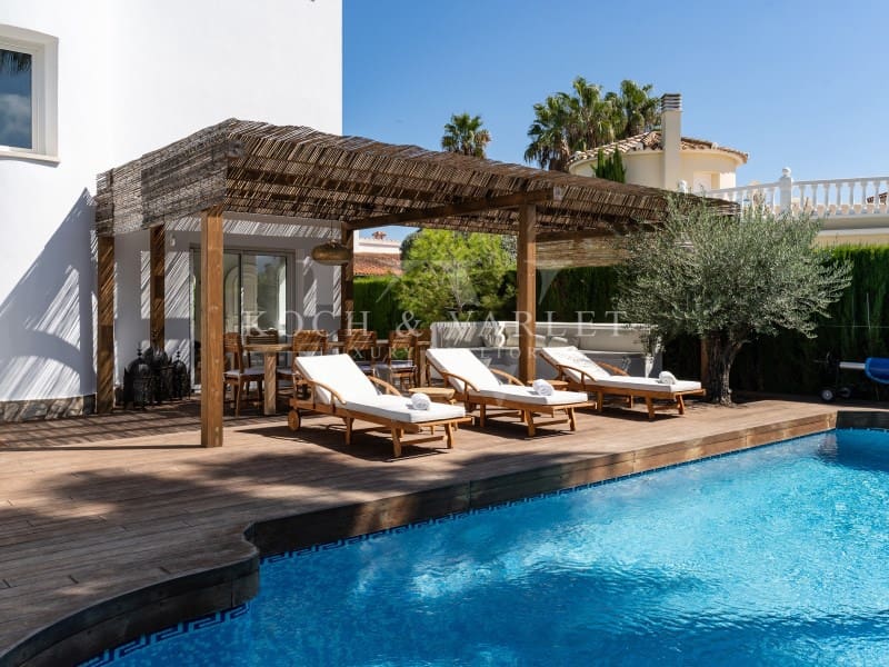 3 soverom Villa til salgs i Oliva Nova med svømmebasseng - € 649 000 (Ref: 8776453)