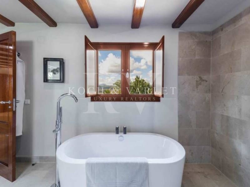 5 soveværelse Villa til salg i Javea / Xabia med swimmingpool garage - € 1.495.000 (Ref: 8954651)