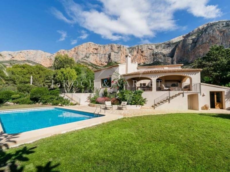 5 soveværelse Villa til salg i Javea / Xabia med swimmingpool garage - € 1.495.000 (Ref: 8954651)