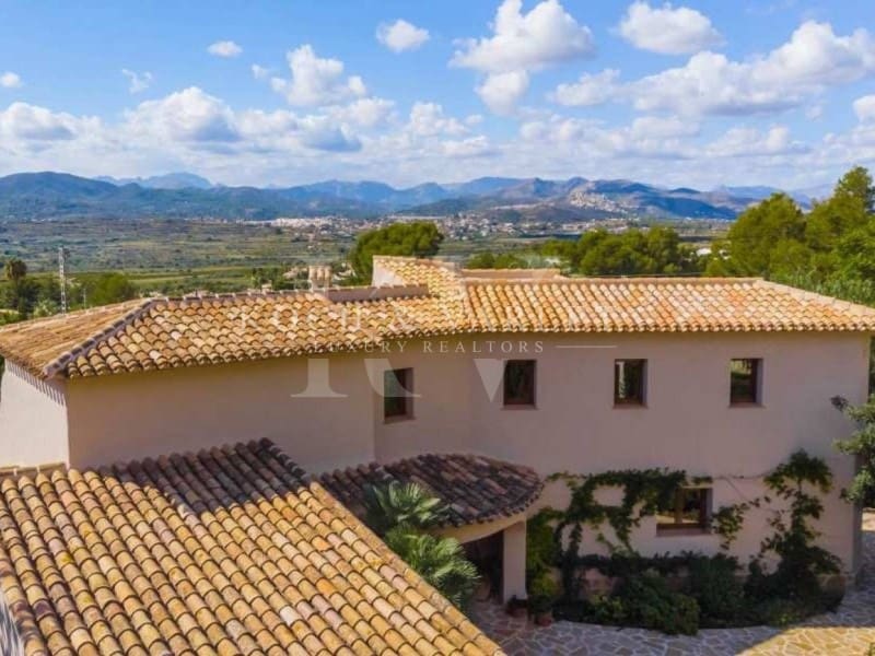 5 soveværelse Villa til salg i Javea / Xabia med swimmingpool garage - € 1.495.000 (Ref: 8954651)