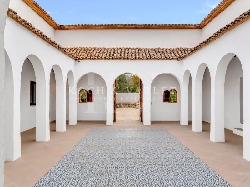 4 soveværelse Villa til salg i Javea / Xabia med swimmingpool garage - € 1.600.000 (Ref: 8968721)