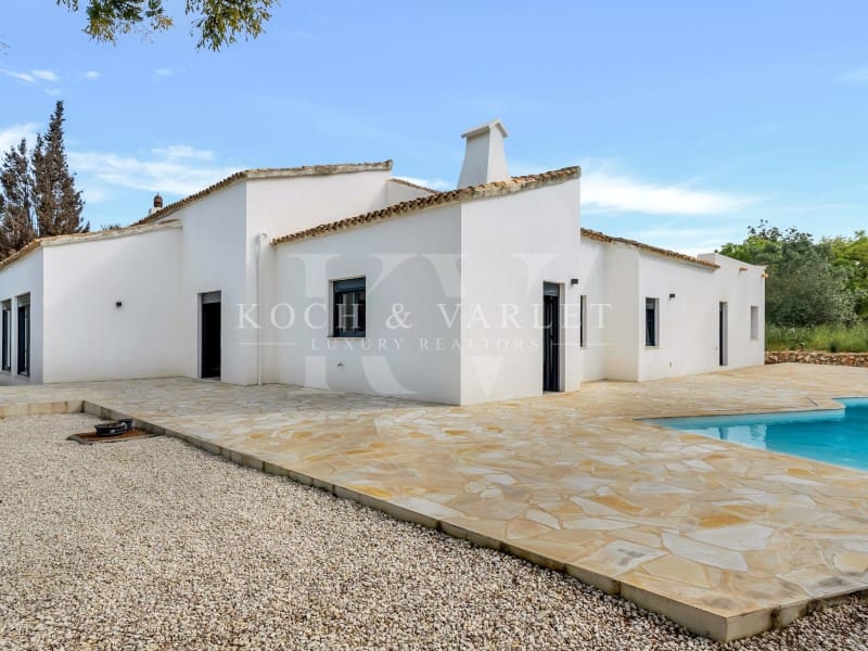 4 soveværelse Villa til salg i Javea / Xabia med swimmingpool garage - € 1.600.000 (Ref: 8968721)