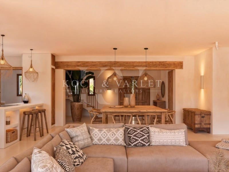 4 soveværelse Finca/Landehus til salg i Teulada med swimmingpool - € 1.795.000 (Ref: 8999185)