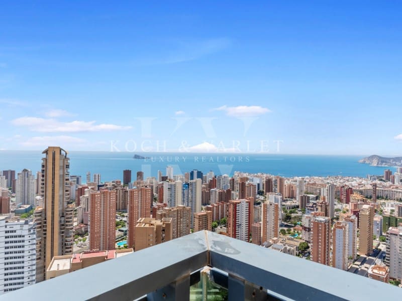 3 soveværelse Lejlighed til salg i Benidorm med swimmingpool garage - € 690.000 (Ref: 9005197)