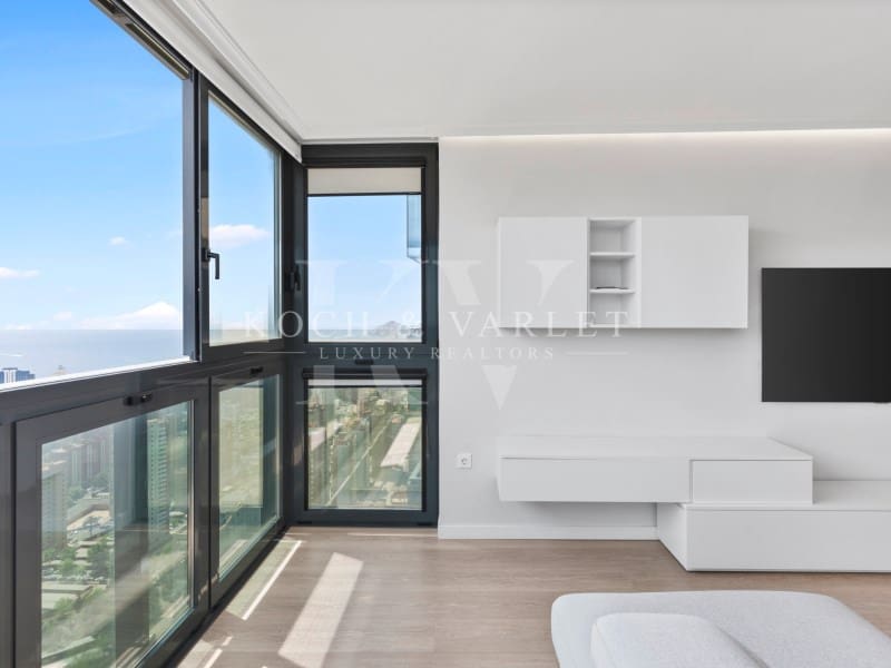 3 soveværelse Lejlighed til salg i Benidorm med swimmingpool garage - € 690.000 (Ref: 9005197)