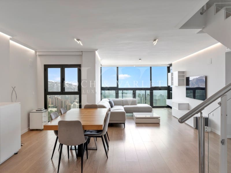 3 soveværelse Lejlighed til salg i Benidorm med swimmingpool garage - € 690.000 (Ref: 9005197)