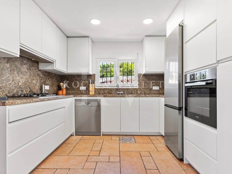 4 soveværelse Villa til salg i Javea / Xabia med swimmingpool - € 1.090.000 (Ref: 9032628)