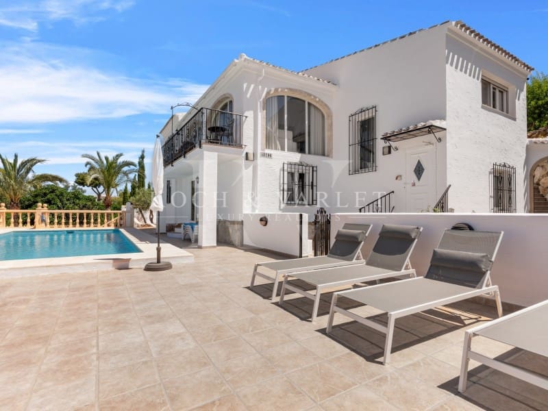 4 soveværelse Villa til salg i Javea / Xabia med swimmingpool - € 1.090.000 (Ref: 9032628)