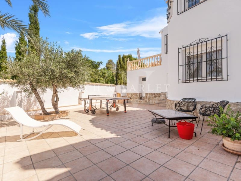 4 soveværelse Villa til salg i Javea / Xabia med swimmingpool - € 1.090.000 (Ref: 9032628)