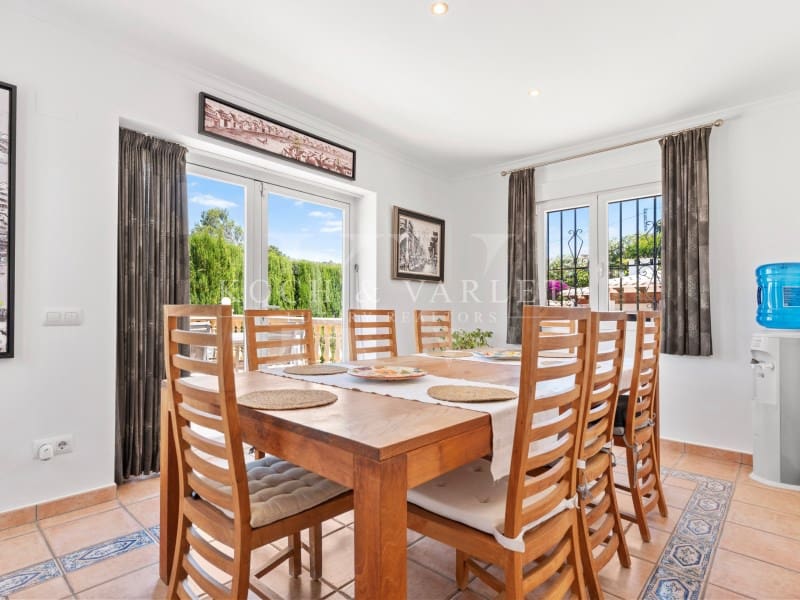 4 soveværelse Villa til salg i Javea / Xabia med swimmingpool - € 1.090.000 (Ref: 9032628)