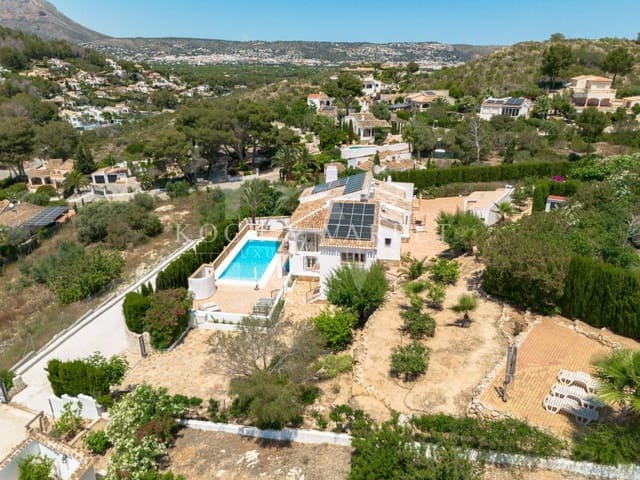 4 soveværelse Villa til salg i Cap Martí - El Tossalet - Pinomar, Javea / Xàbia med swimmingpool - € 1.090.000 (Ref: 9032628)