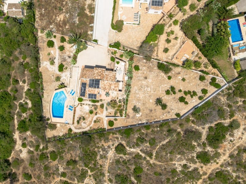 4 soveværelse Villa til salg i Javea / Xabia med swimmingpool - € 750.000 (Ref: 9032629)