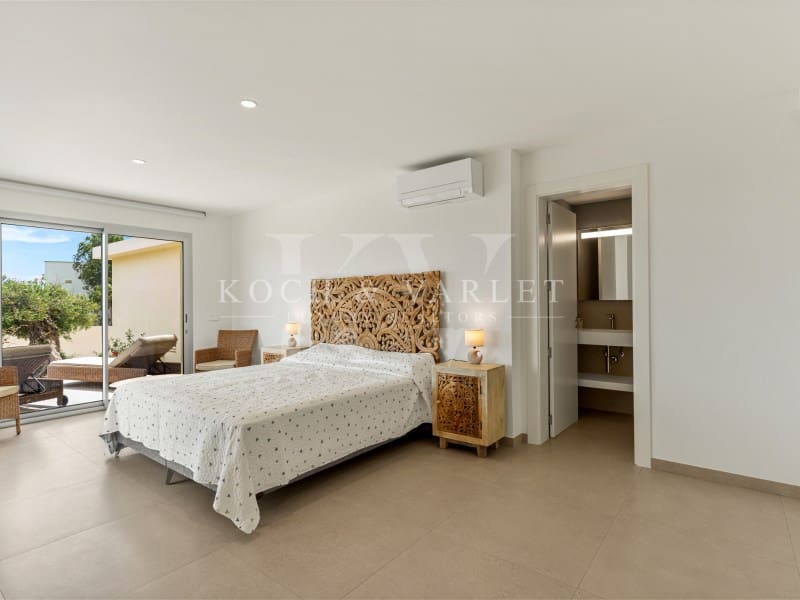 4 quarto Moradia para venda em Cumbre del Sol com piscina - 1 499 000 € (Ref: 9062689)